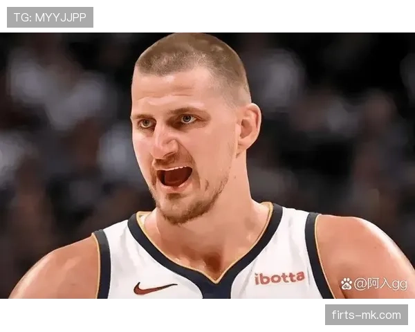 保罗挡拆组织对比约基奇 更擅长制造外线空位