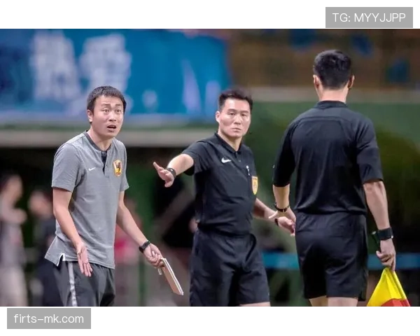 角旗判罚规则全解析：什么时候球算出界角球才有效？